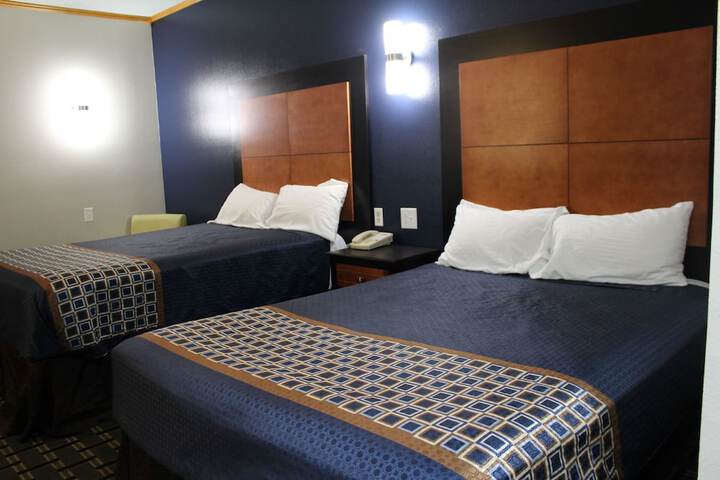 Room 15 of 17