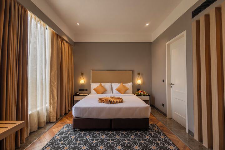 Room 14 of 63