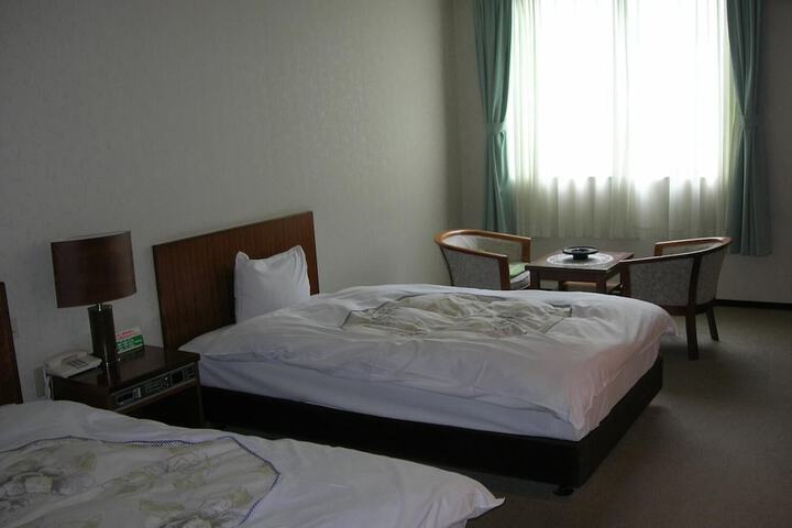 Room 21 of 95