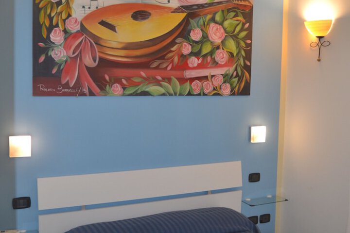 Room 4 of 22