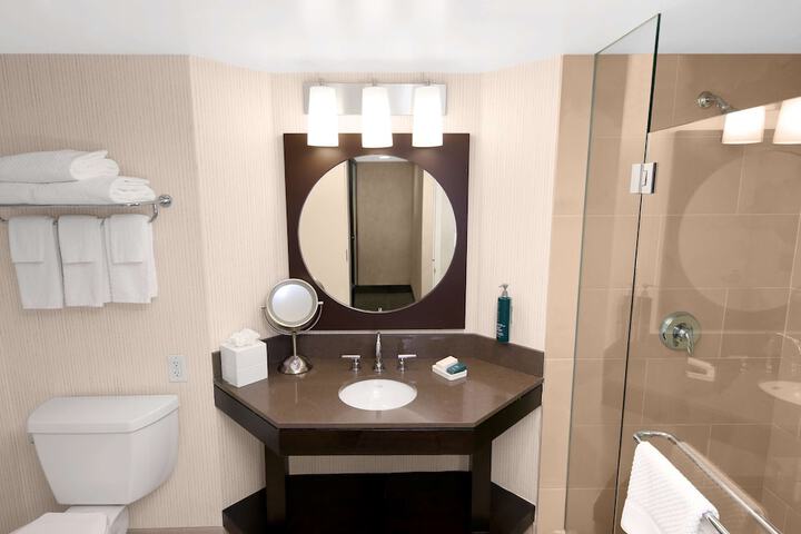 Bathroom shower