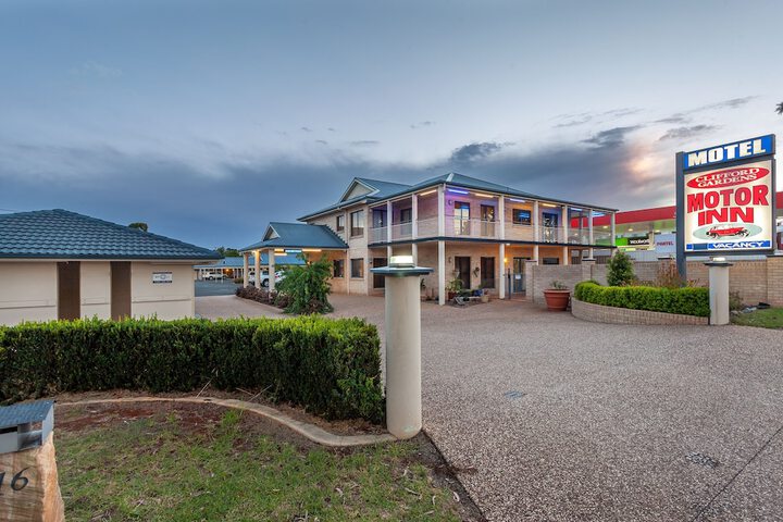 Photo of Clifford Gardens Motor Inn