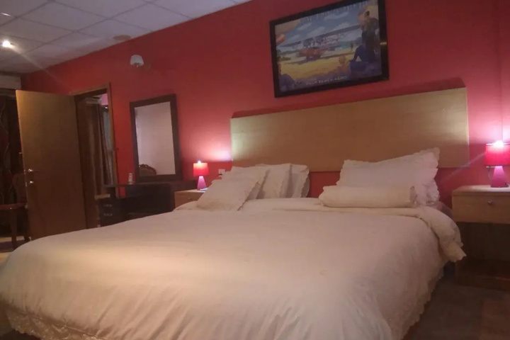 Room 2 of 13