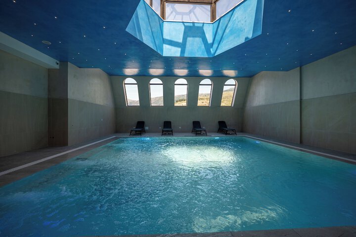 Pool 62 of 75