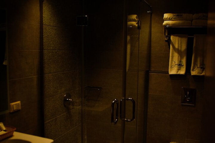 Room 112 of 158
