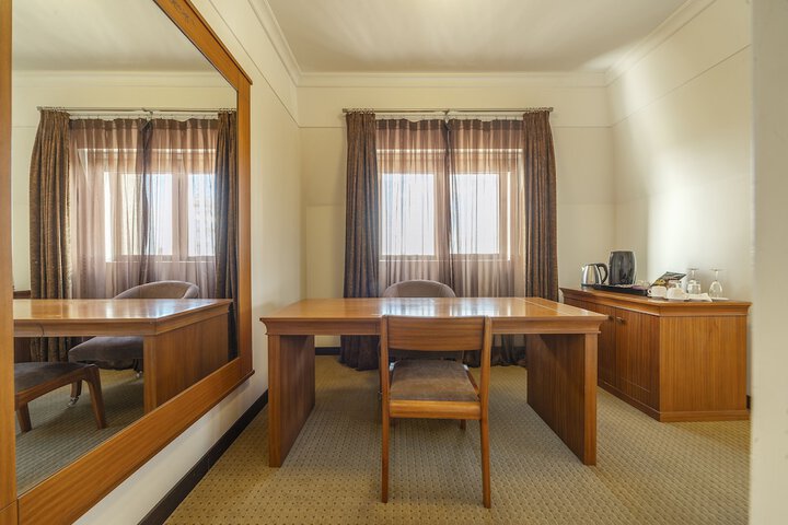 Room 19 of 59