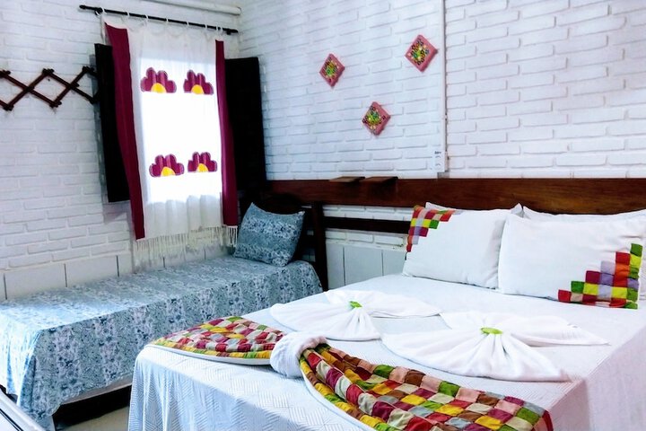 Room 9 of 38