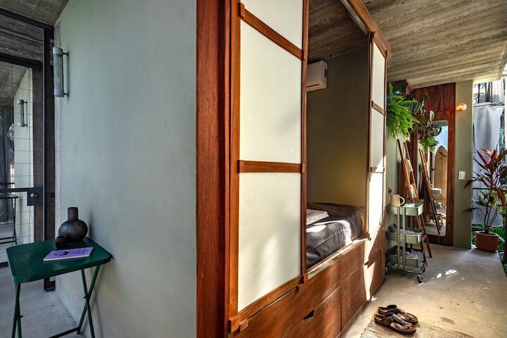 Room 4 of 26