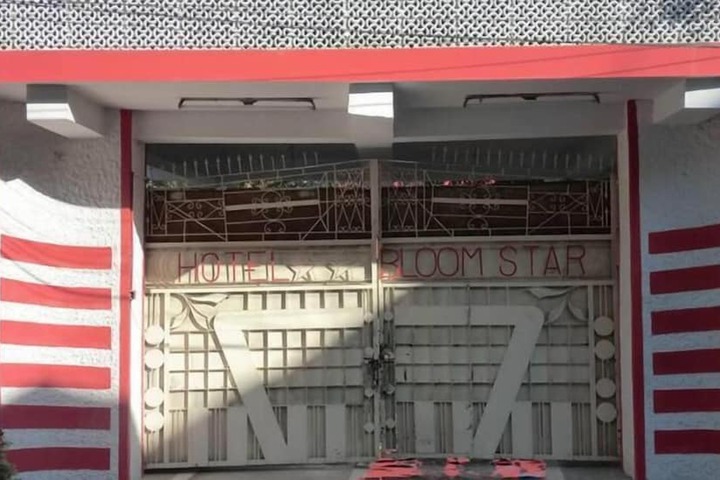 BLOOM STAR HOTEL