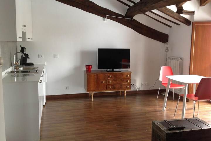 Room 36 of 60