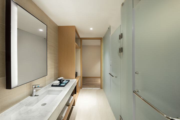 Room 55 of 73