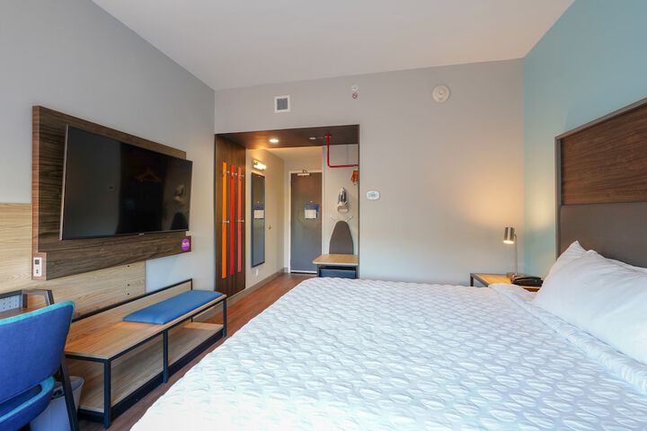 Room 7 of 52