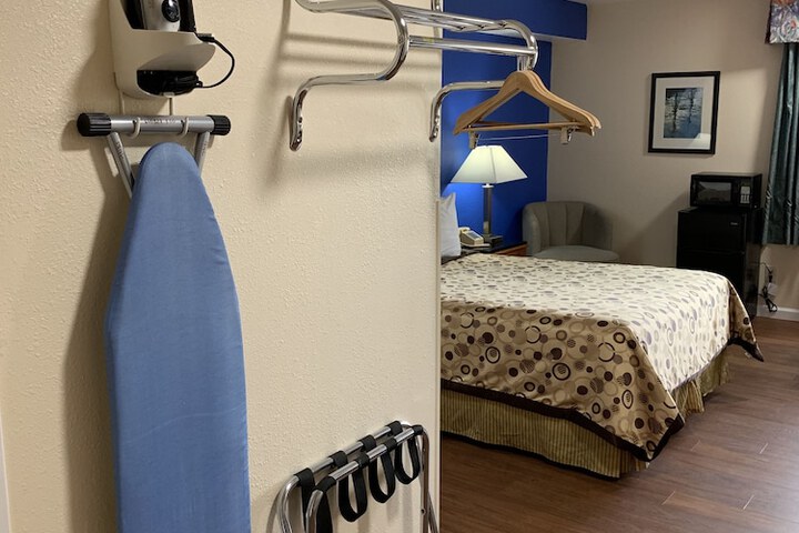 Queen Bed Accessible (3 of 23)