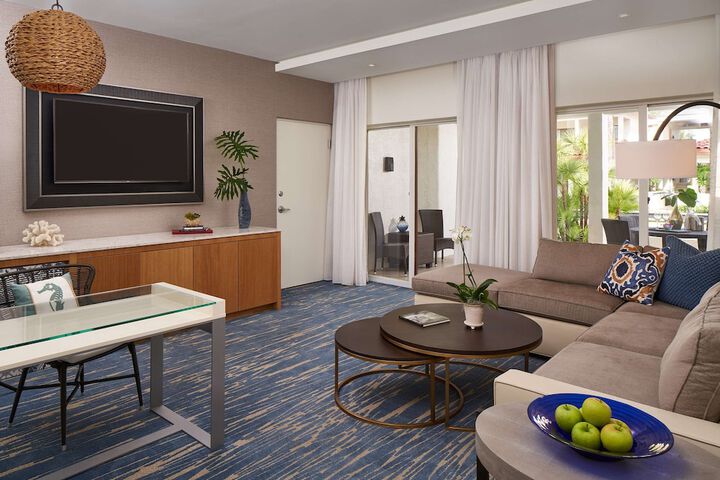Room 19 of 74
