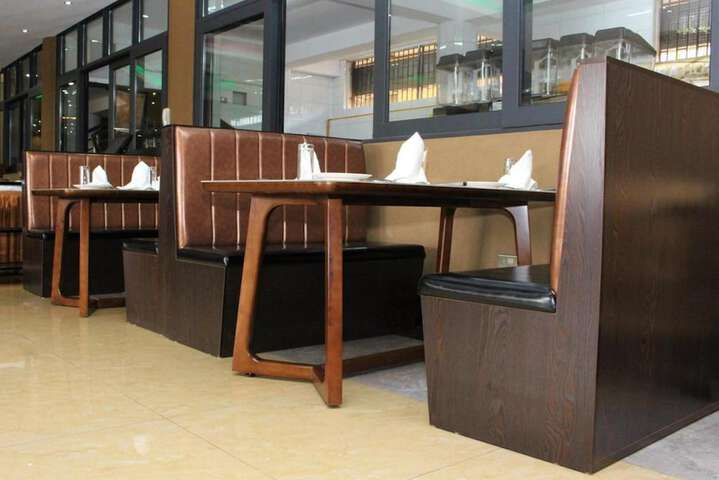 Dining 43 of 61