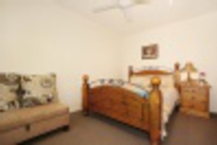 Room 16 of 84