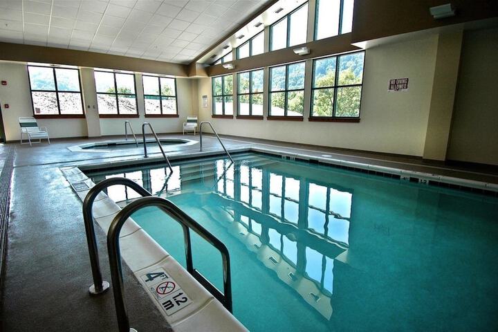 Pool 23 of 38