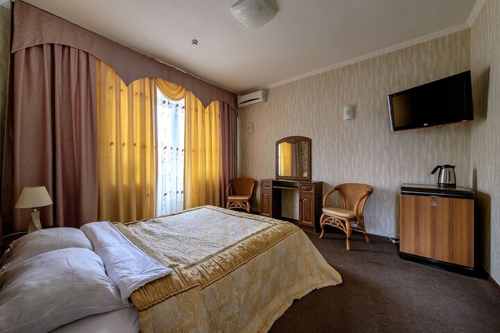 Room 17 of 39
