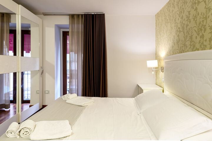Room 4 of 47
