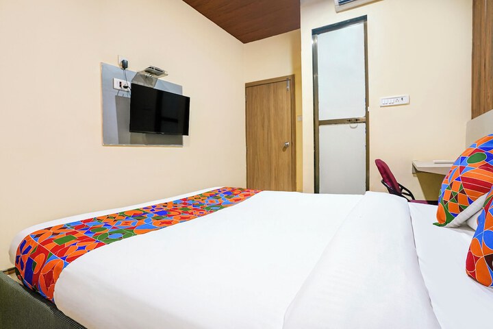Room 20 of 27