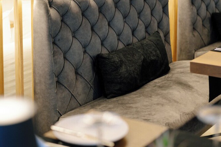 Lounge 303 of 340