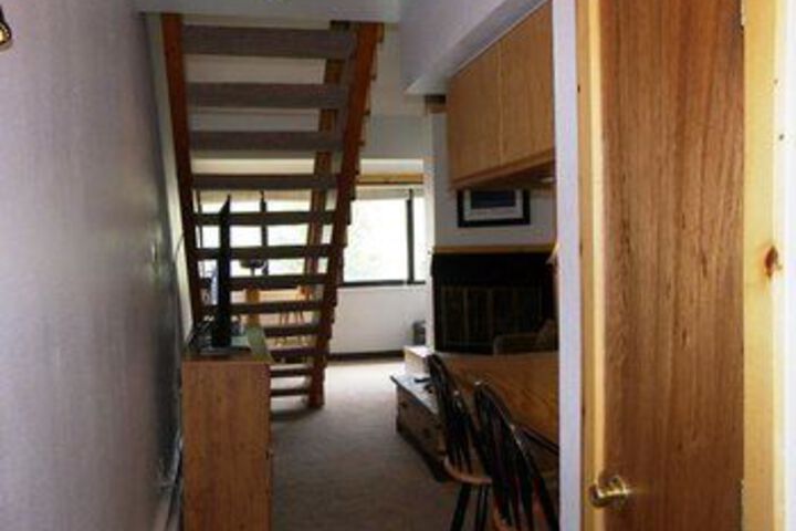 Room 5 of 19
