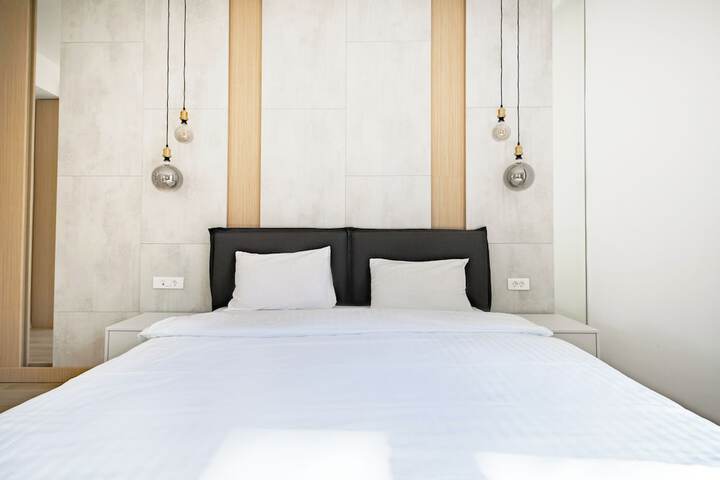 Room 8 of 71