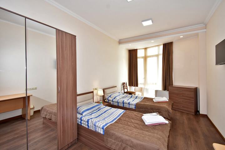 Room 45 of 101