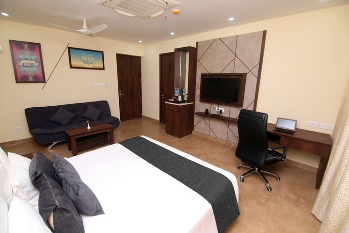 Room 8 of 45