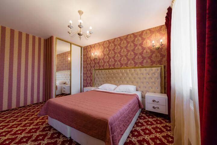 Room 7 of 75