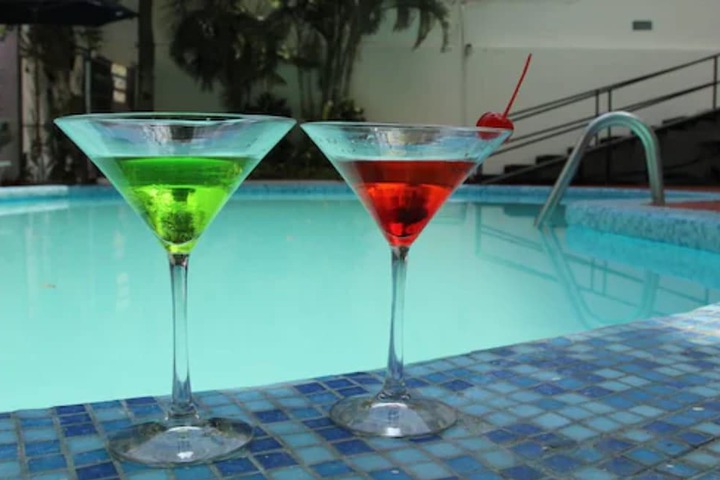 Hotel with Pool