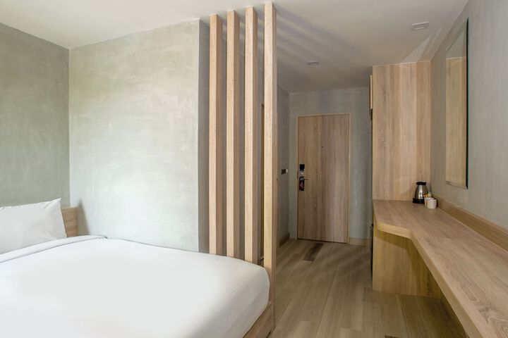 Room 8 of 46
