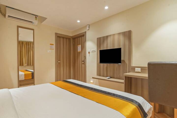 Room 17 of 31