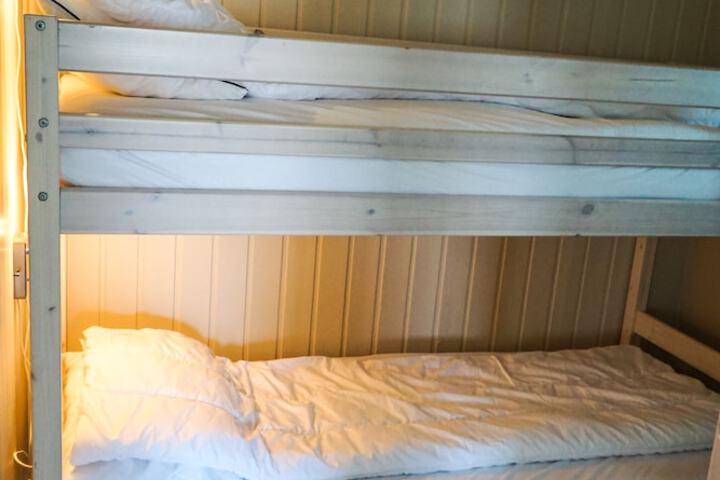 Room 21 of 117