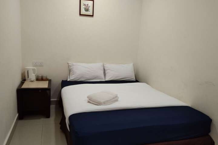 Room 13 of 45