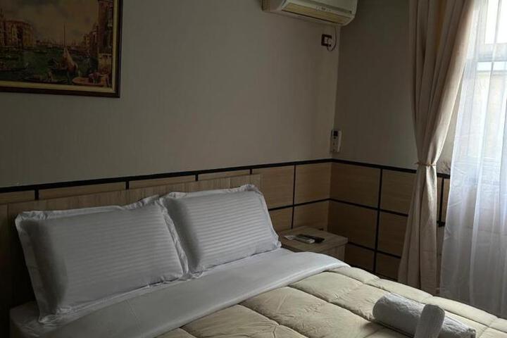 General 10 of 34