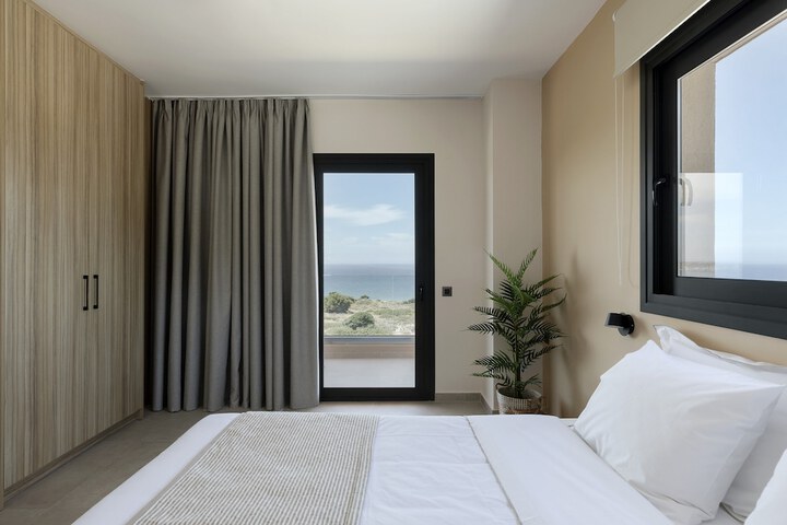 Room 21 of 189