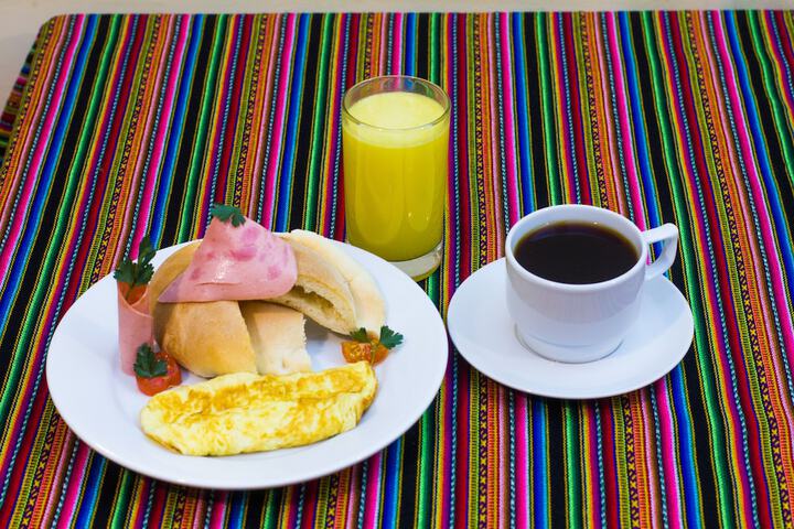Breakfast/Coffee Service 15 of 17