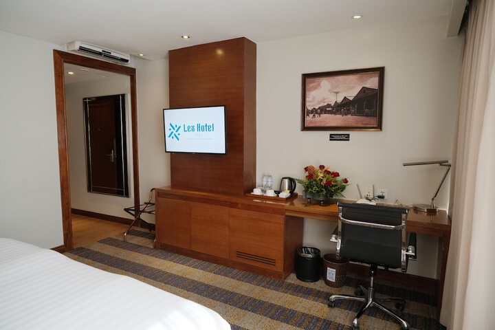 Room 29 of 90