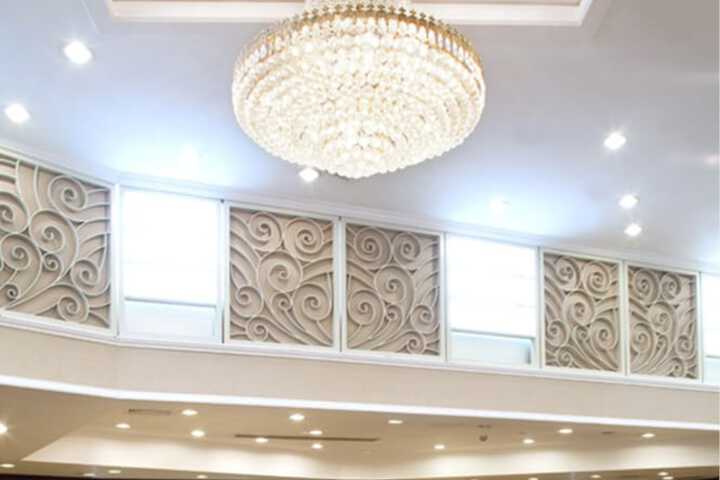 Ballroom/Hall 33 of 38