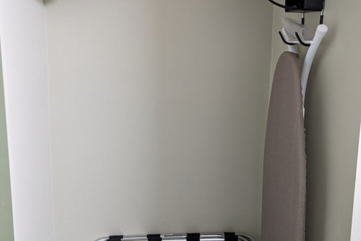 1 Queen Bed (10 of 11)