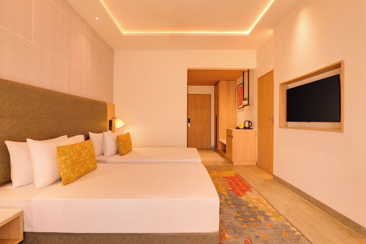 Room 16 of 42