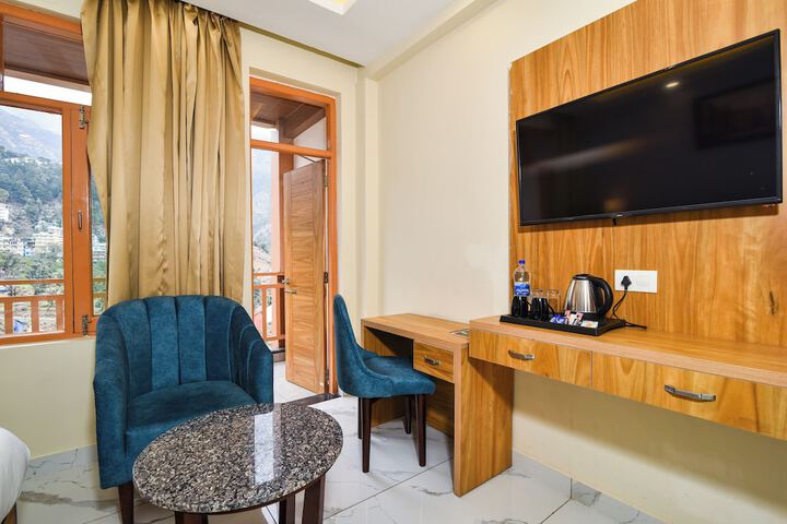 Room 21 of 80