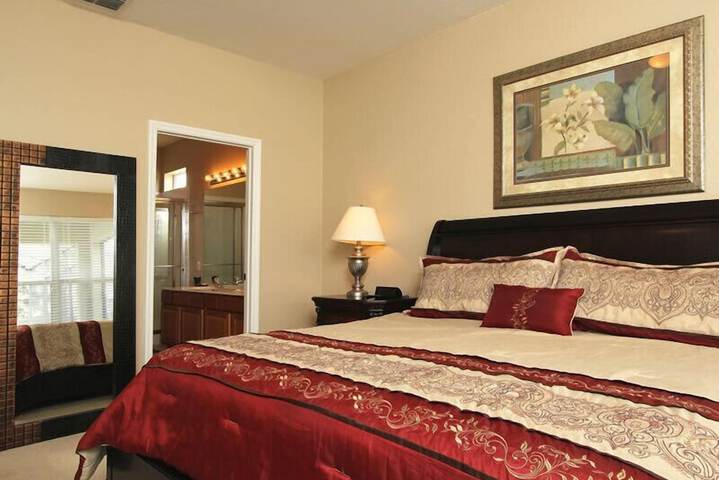 Room 8 of 26