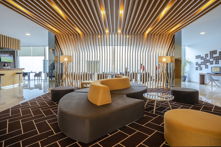 Guest Lobby