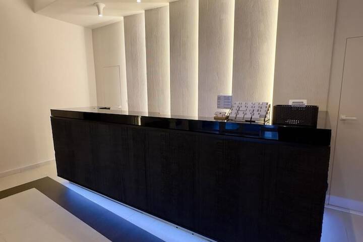 Hotel Interior 6 of 49