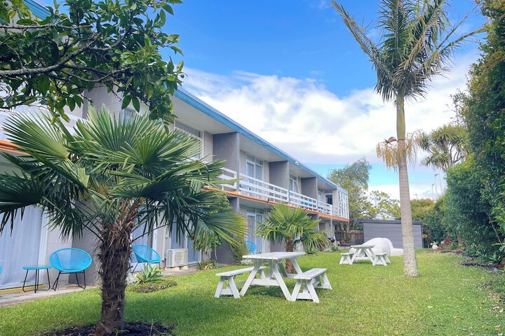 Hotel Exterior 98 of 98