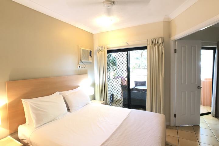 Room 4 of 23