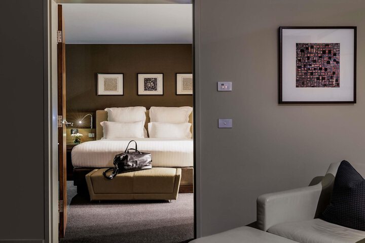 Room 28 of 112