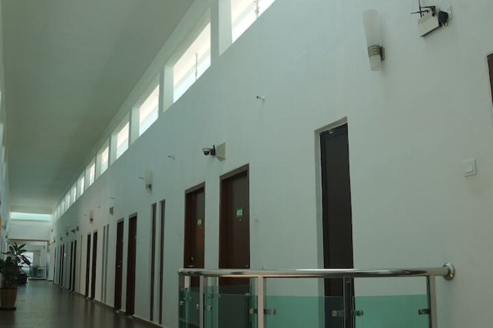 Ballroom/Hall 45 of 68
